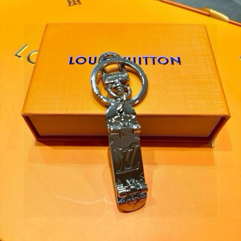 Louis Vuitton Keychains Minimalist 266346