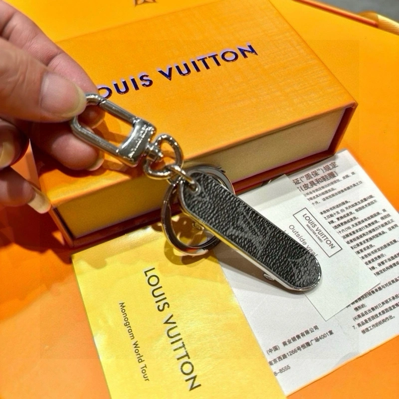Louis Vuitton Keychains Minimalist 266346