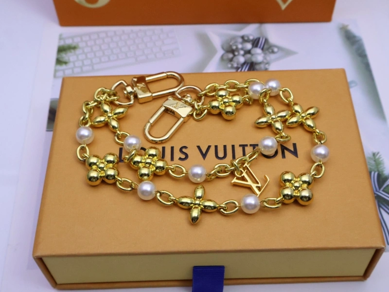 Louis Vuitton Keychains Contemporary 266354
