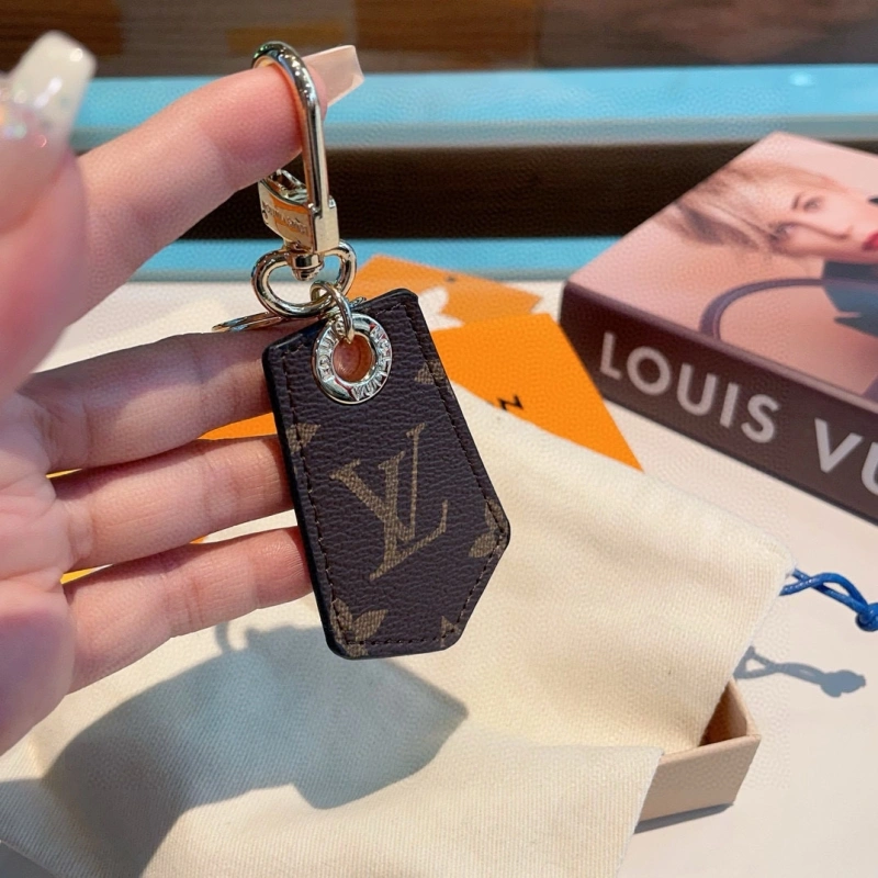 DailyWear Louis Vuitton Keychains 266300
