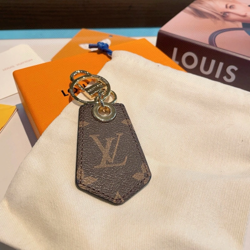 DailyWear Louis Vuitton Keychains 266300