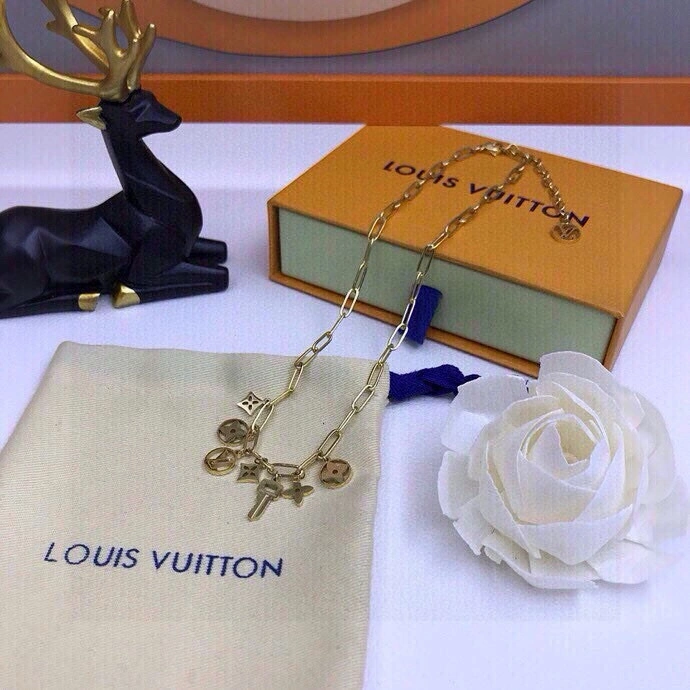 Trendsetting Louis Vuitton Keychains 266308