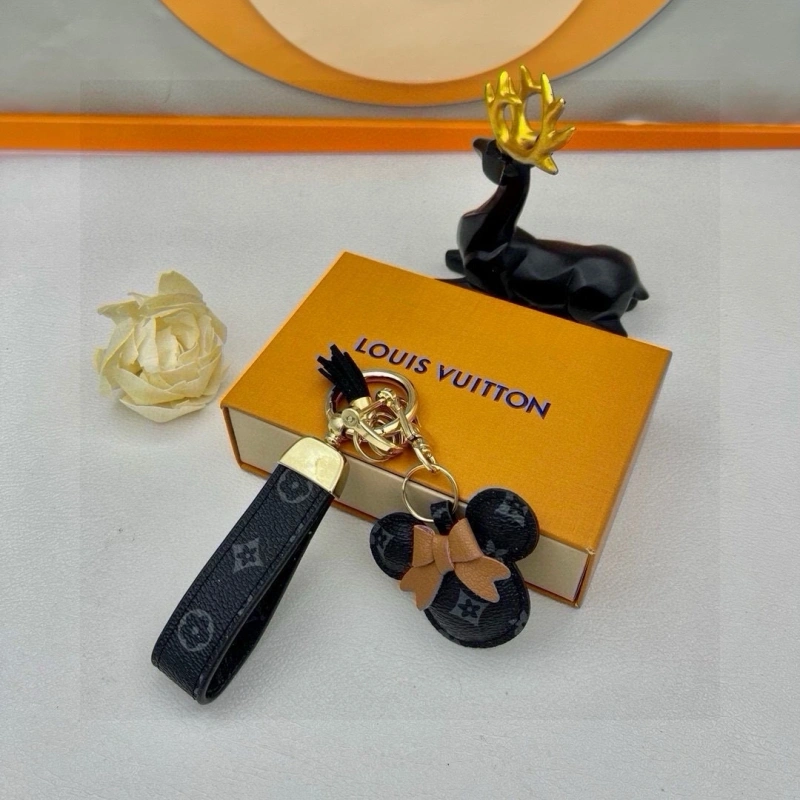 DailyWear Louis Vuitton Keychains 266321