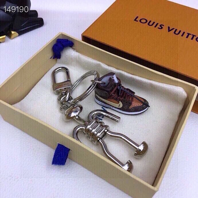 Louis Vuitton Keychains OnTrend 266313