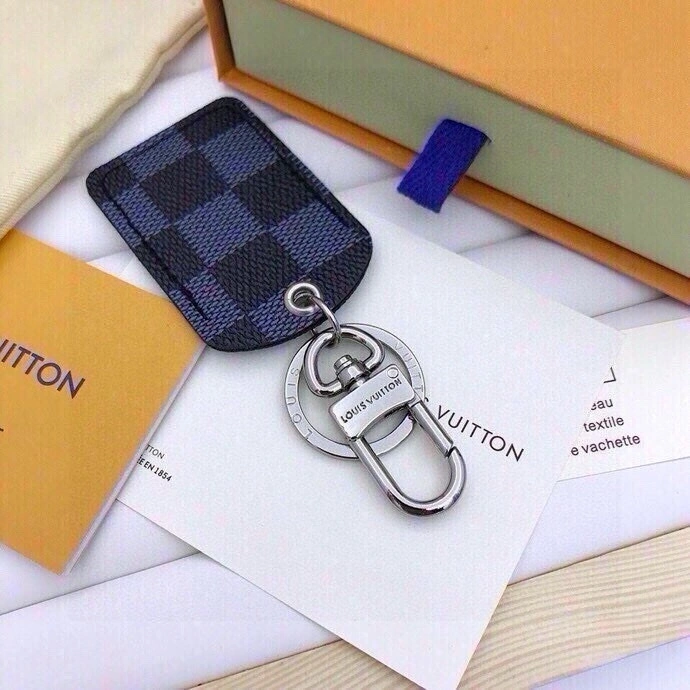 Louis Vuitton Keychains MultiPurpose 266293
