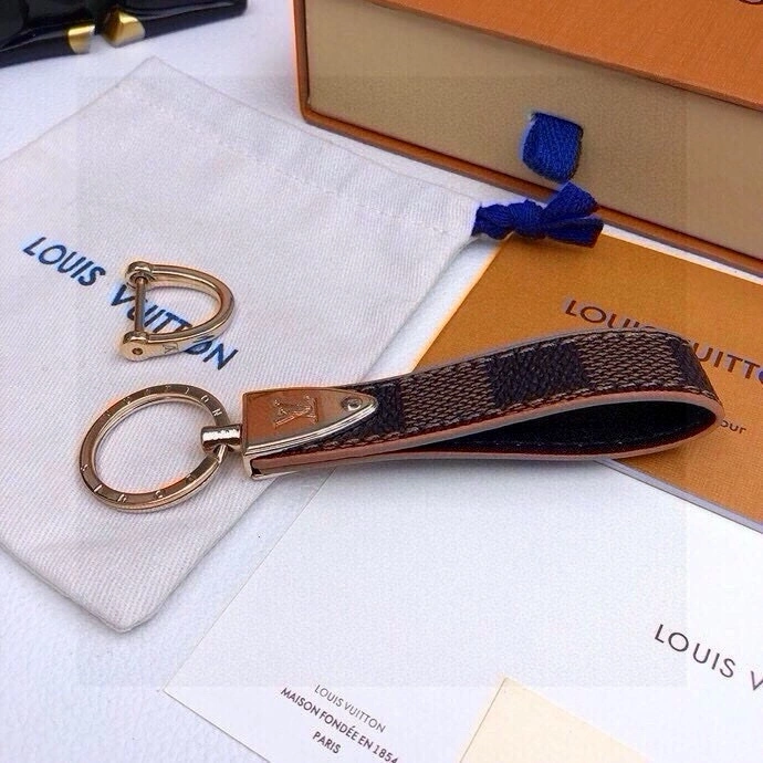 RelaxedFit Louis Vuitton Keychains 266306