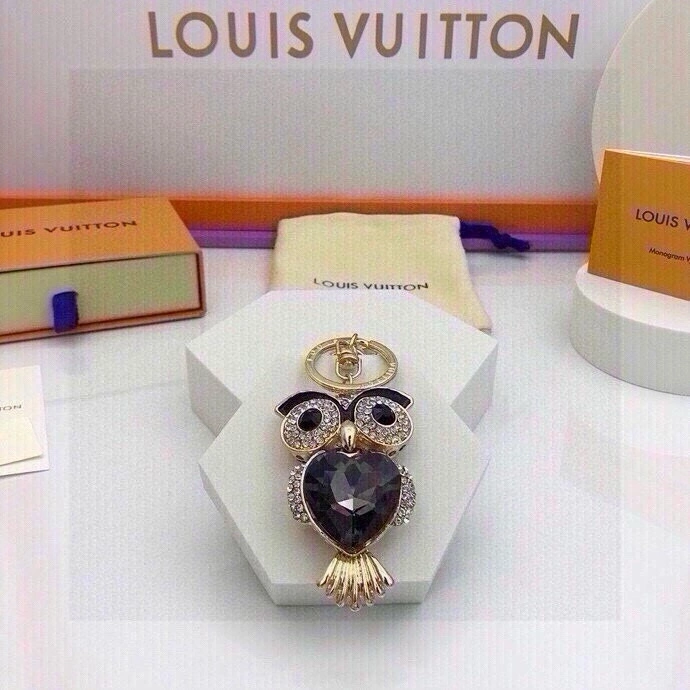 Versatile Louis Vuitton Keychains 266290