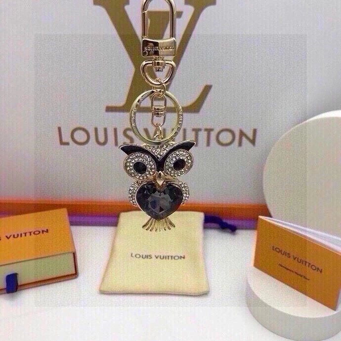 Versatile Louis Vuitton Keychains 266290