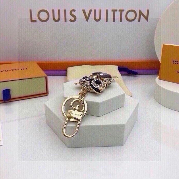 Versatile Louis Vuitton Keychains 266290