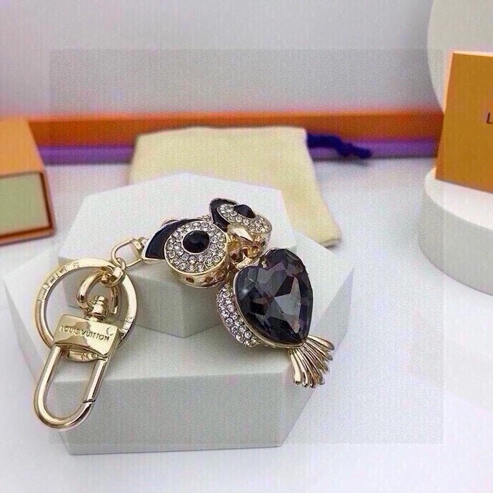 Versatile Louis Vuitton Keychains 266290