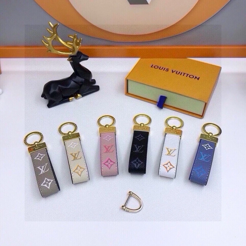 FashionForward Louis Vuitton Keychains 266286