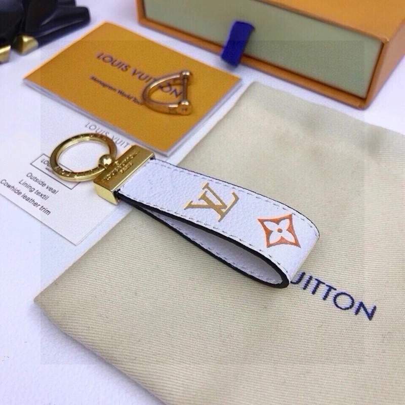 FashionForward Louis Vuitton Keychains 266286