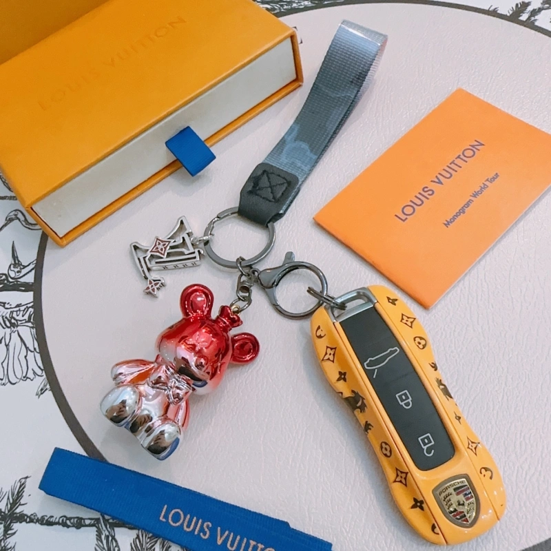 Louis Vuitton Keychains SmoothTexture 266260