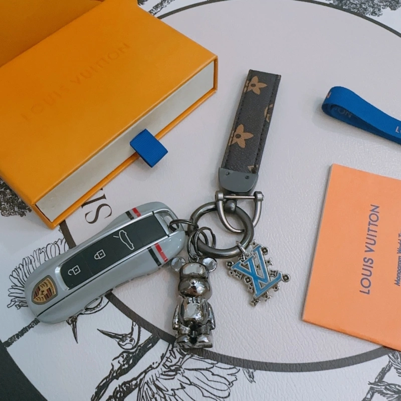 Breathable Louis Vuitton Keychains 266255