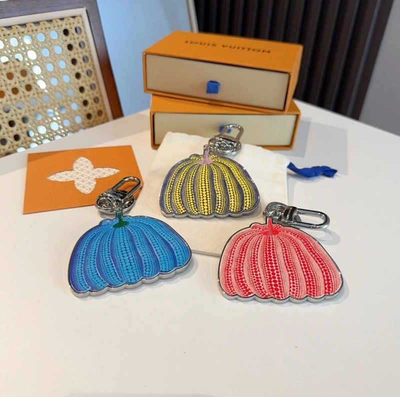 Louis Vuitton Keychains Elegant 266245
