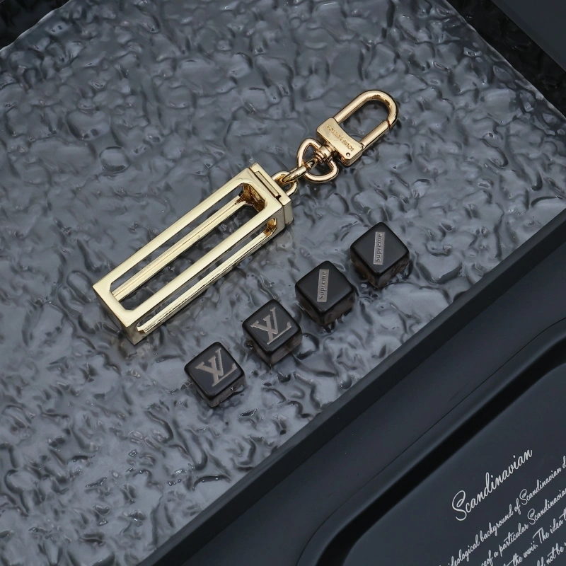 Louis Vuitton Keychains Neat 266236