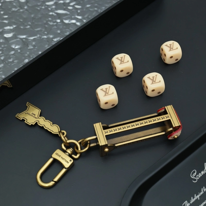 Louis Vuitton Keychains OnTrend 266235