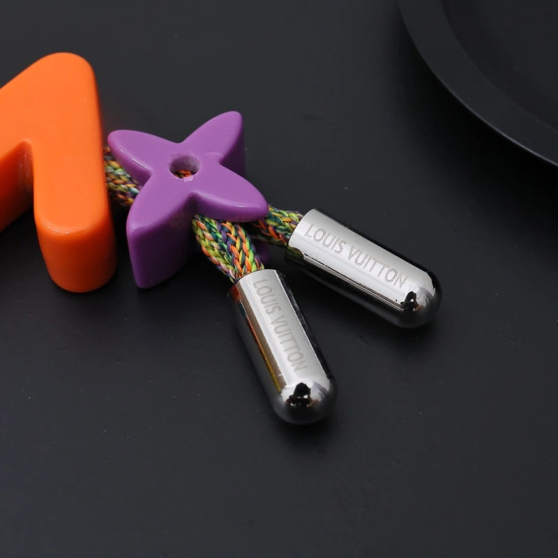 Breathable Louis Vuitton Keychains 266229