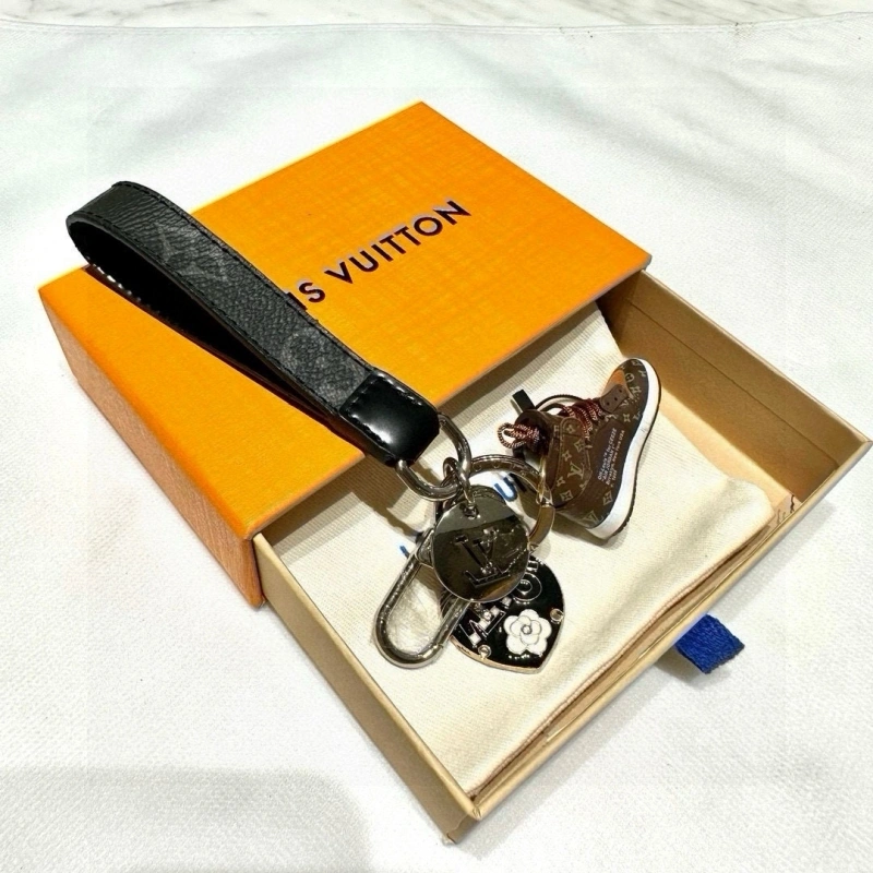 SunProtective Louis Vuitton Keychains 266222