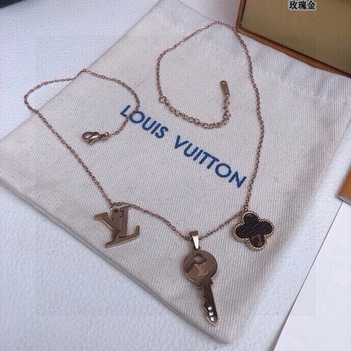 Breathable Louis Vuitton Keychains 266211