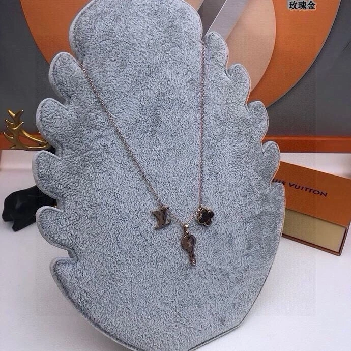 Breathable Louis Vuitton Keychains 266211