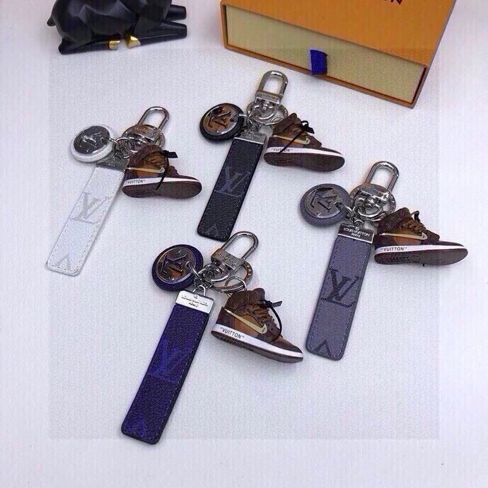 FreshLook Louis Vuitton Keychains 266206