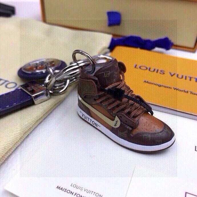 FreshLook Louis Vuitton Keychains 266206