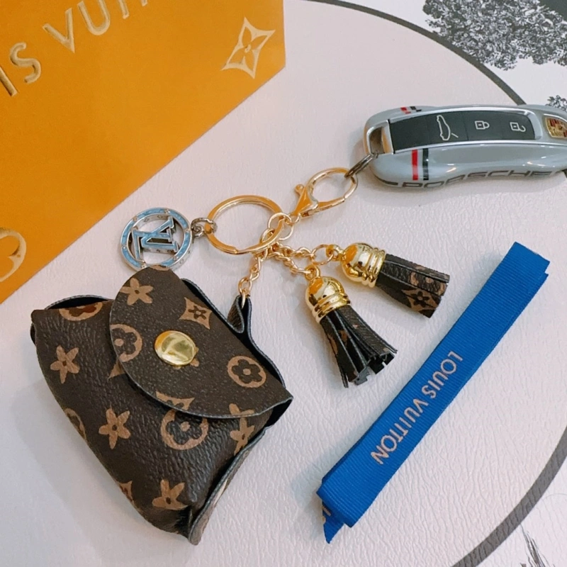 Louis Vuitton Keychains Attractive 266180