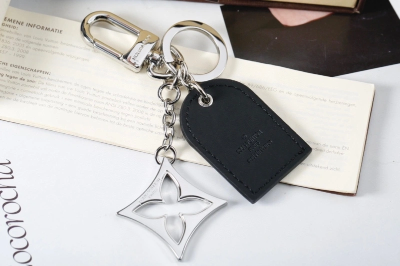 Louis Vuitton Keychains Classic 266161