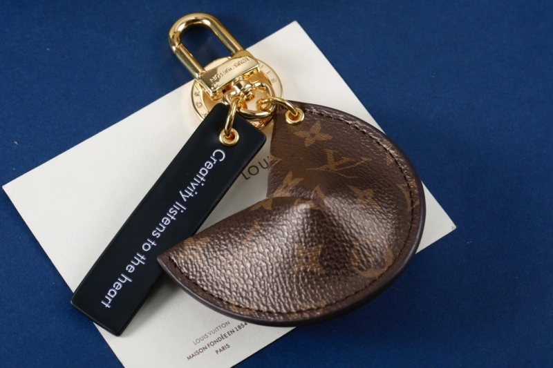 Effortless Louis Vuitton Keychains 266133