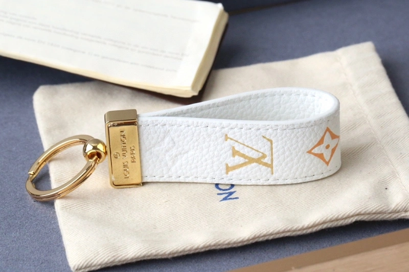 OdorResistant Louis Vuitton Keychains 266130