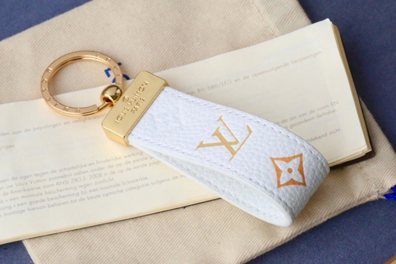 OdorResistant Louis Vuitton Keychains 266130