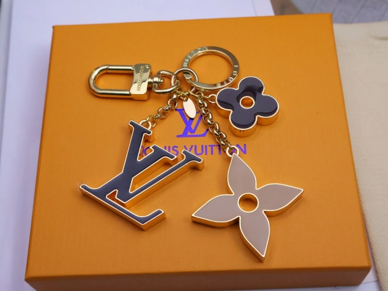 StreetReady Louis Vuitton Keychains 266122