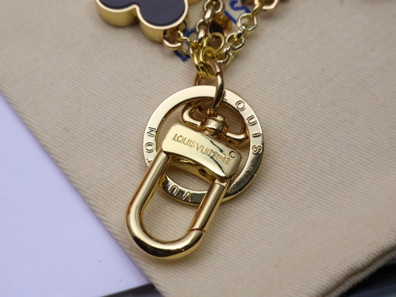 StreetReady Louis Vuitton Keychains 266122