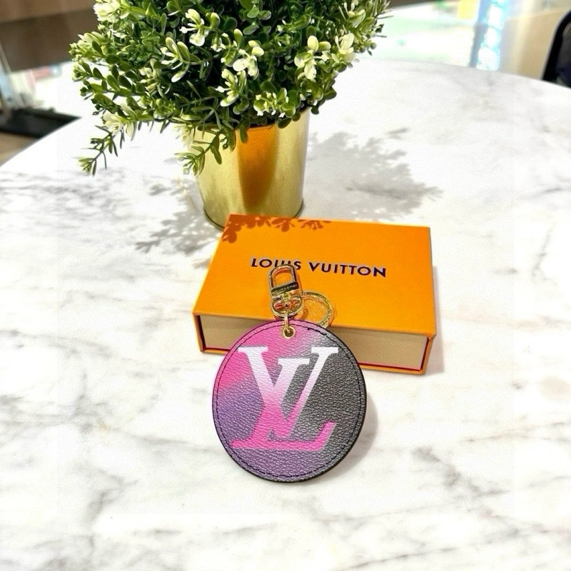 OdorResistant Louis Vuitton Keychains 266116