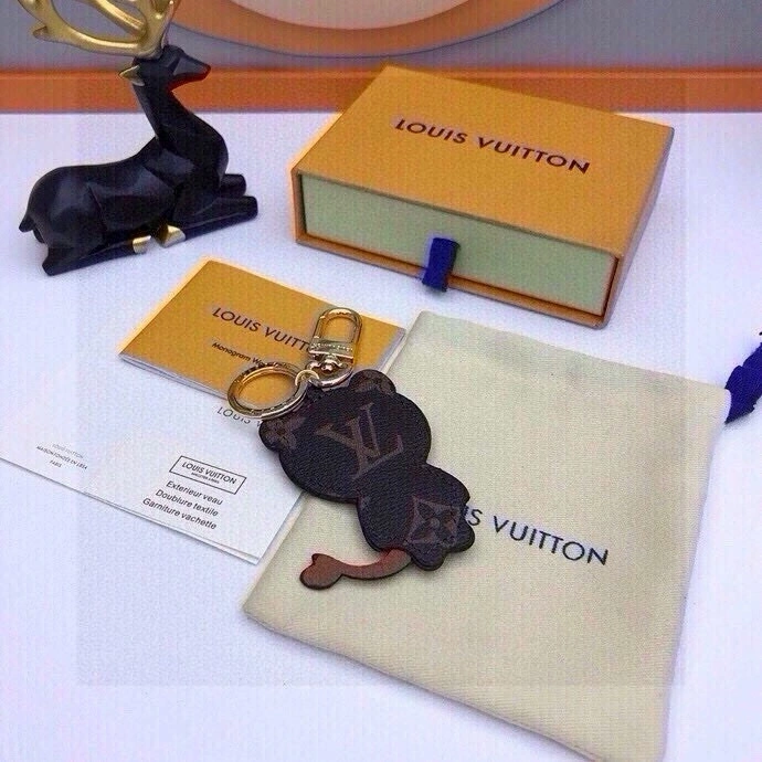 Breathable Louis Vuitton Keychains 266112