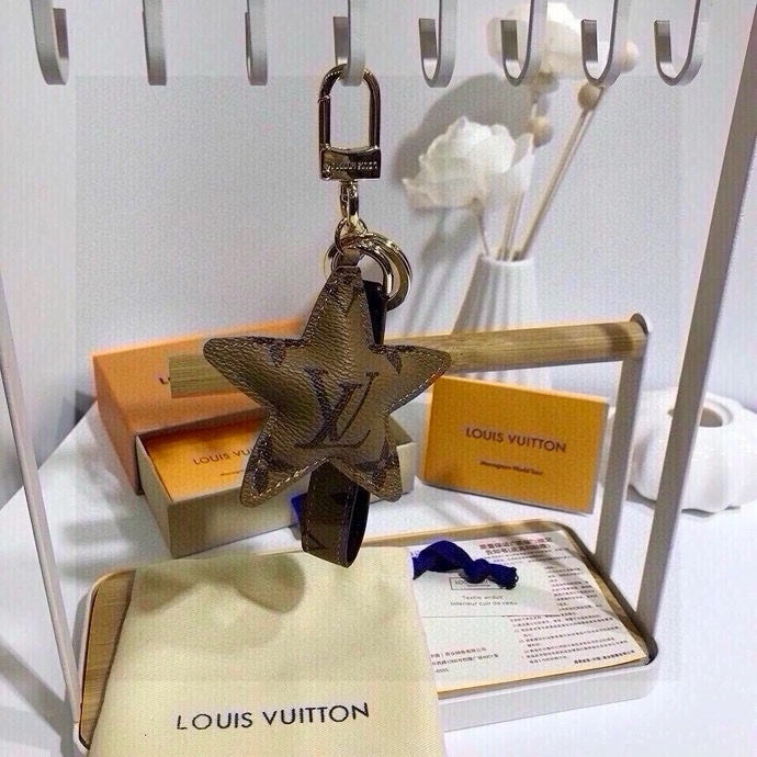 Modern Louis Vuitton Keychains 266093