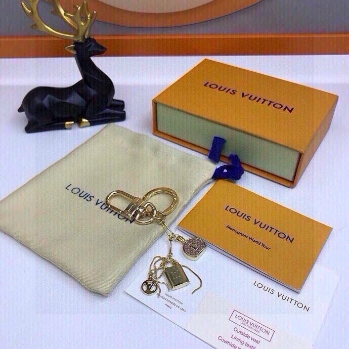 HighPerformance Louis Vuitton Keychains 266095