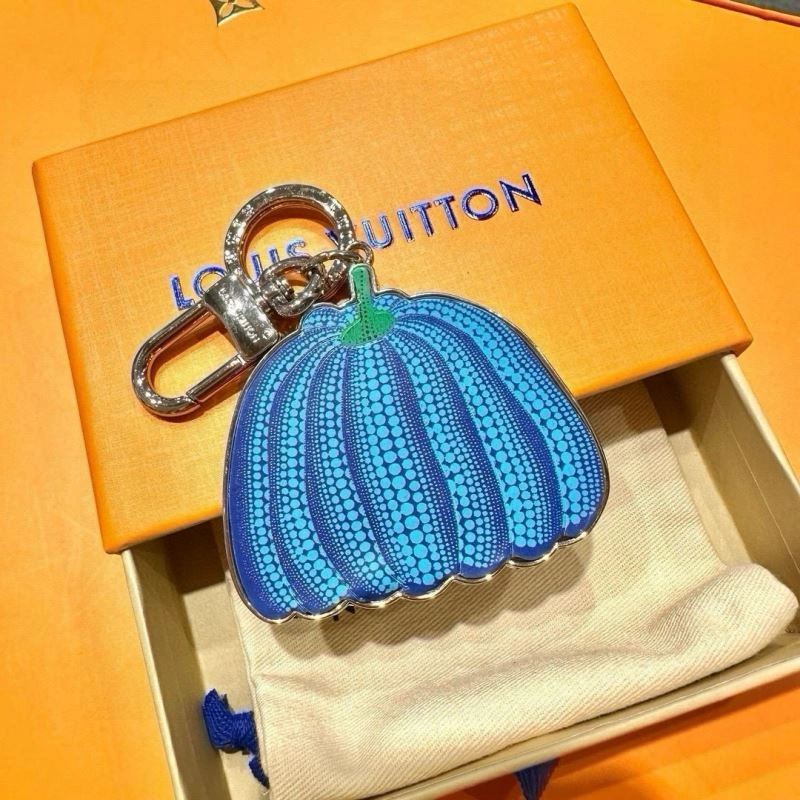 WellDesigned Louis Vuitton Keychains 265547