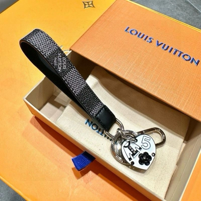 Louis Vuitton Keychains Contemporary 265559