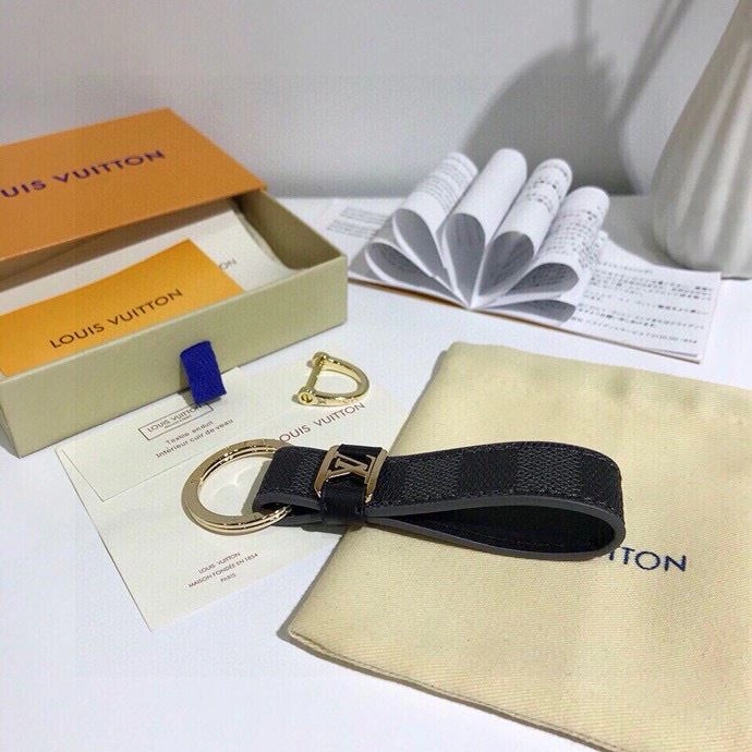 UrbanStyle Louis Vuitton Keychains 265539