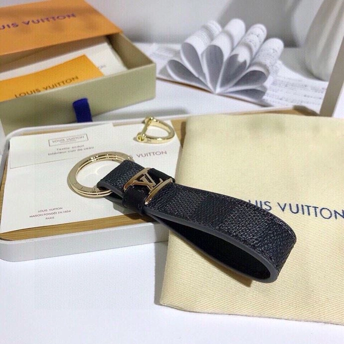 UrbanStyle Louis Vuitton Keychains 265539