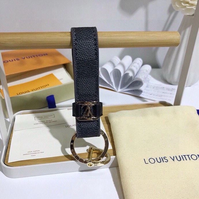 UrbanStyle Louis Vuitton Keychains 265539