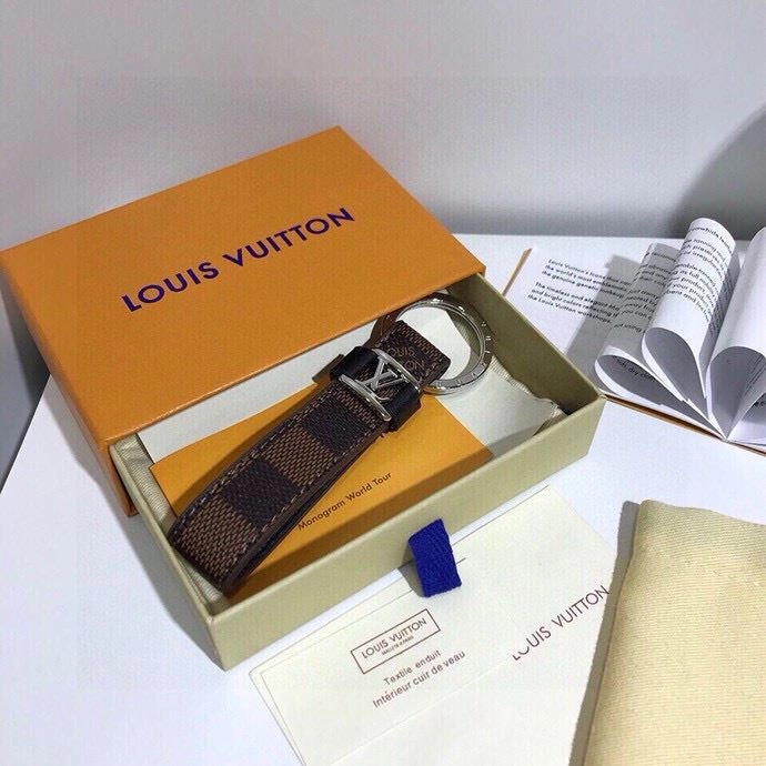 DailyWear Louis Vuitton Keychains 265538
