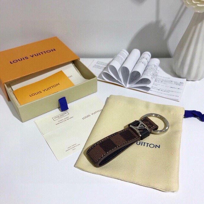 DailyWear Louis Vuitton Keychains 265538
