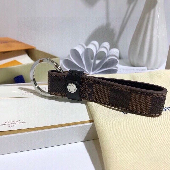 DailyWear Louis Vuitton Keychains 265538