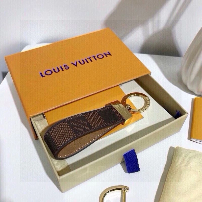 Versatile Louis Vuitton Keychains 265536