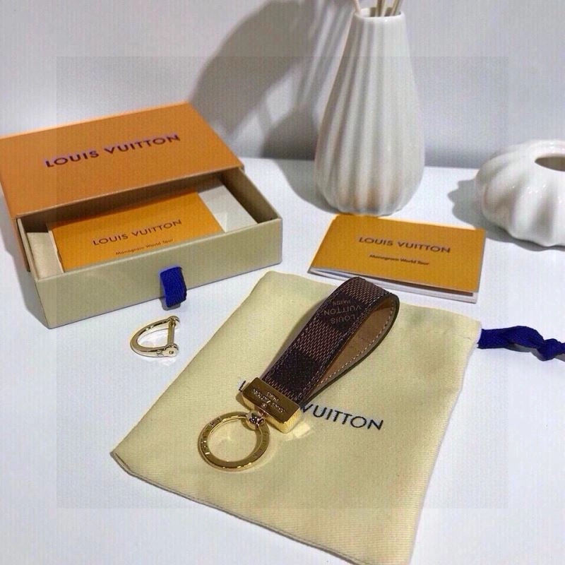 Versatile Louis Vuitton Keychains 265536