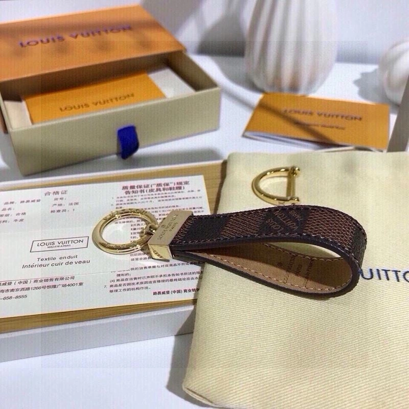 Versatile Louis Vuitton Keychains 265536