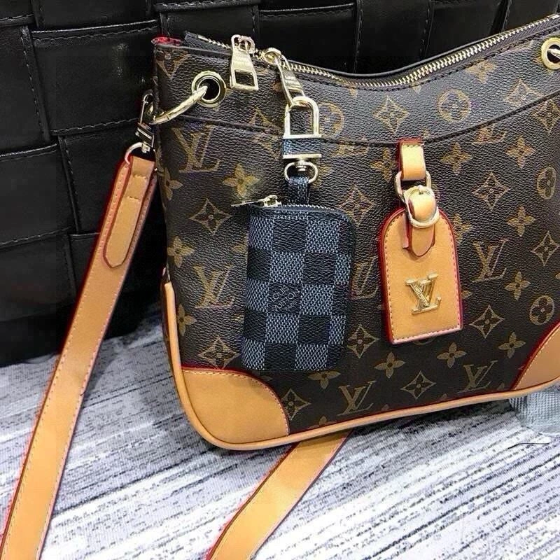 Cozy Louis Vuitton Keychains 265532